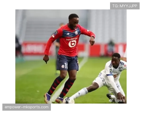 里尔定位球战术奏效，助力球队状态稳步回升